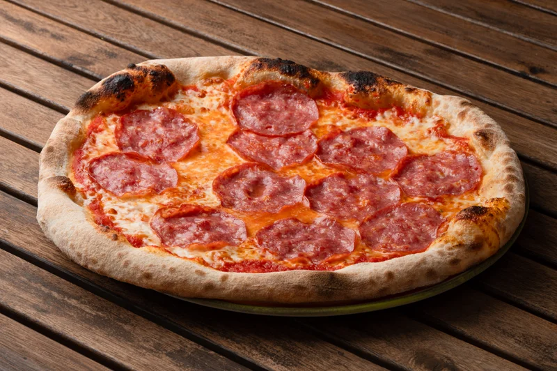 Pizza Salamino 1 Pizza Salamino