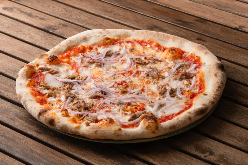 Pizza Tonno E Cipolle 1 Pizza Tonno E Cipolle